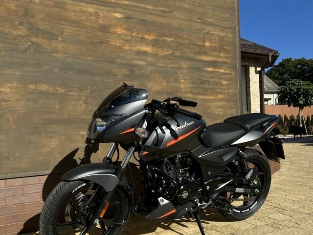 Баджадж Pulsar 180, объемом двигателя 0.18 л и пробегом 0 тыс. км за 1800 $, фото 1 на Automoto.ua