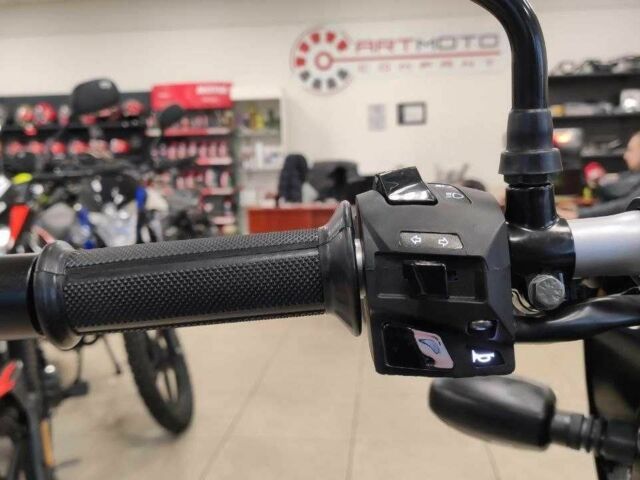 Баджадж Pulsar 180, объемом двигателя 0.18 л и пробегом 0 тыс. км за 1990 $, фото 21 на Automoto.ua