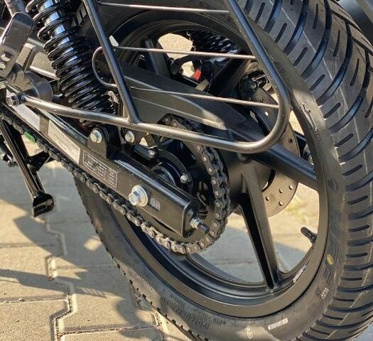 Баджадж Pulsar 180, об'ємом двигуна 0.18 л та пробігом 0 тис. км за 1990 $, фото 4 на Automoto.ua