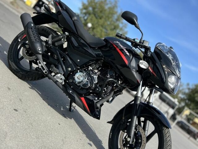 Баджадж Pulsar 180, объемом двигателя 0.18 л и пробегом 0 тыс. км за 1989 $, фото 1 на Automoto.ua