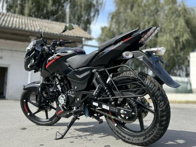 Баджадж Pulsar 180, объемом двигателя 0.18 л и пробегом 0 тыс. км за 1989 $, фото 4 на Automoto.ua