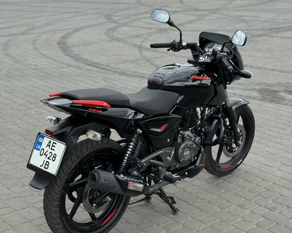 Баджадж Pulsar 180, объемом двигателя 0.18 л и пробегом 8 тыс. км за 1399 $, фото 3 на Automoto.ua
