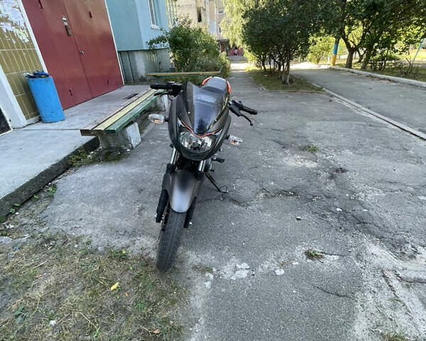 Серый Баджадж Pulsar 180, объемом двигателя 1.5 л и пробегом 16 тыс. км за 1250 $, фото 2 на Automoto.ua