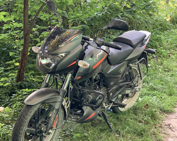 Сірий Баджадж Pulsar 180, об'ємом двигуна 0.18 л та пробігом 2 тис. км за 1800 $, фото 4 на Automoto.ua