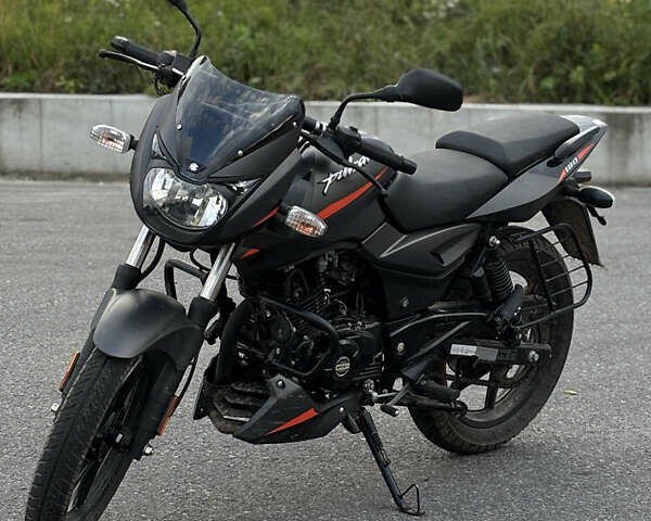 Сірий Баджадж Pulsar 180, об'ємом двигуна 0.18 л та пробігом 2 тис. км за 1800 $, фото 8 на Automoto.ua