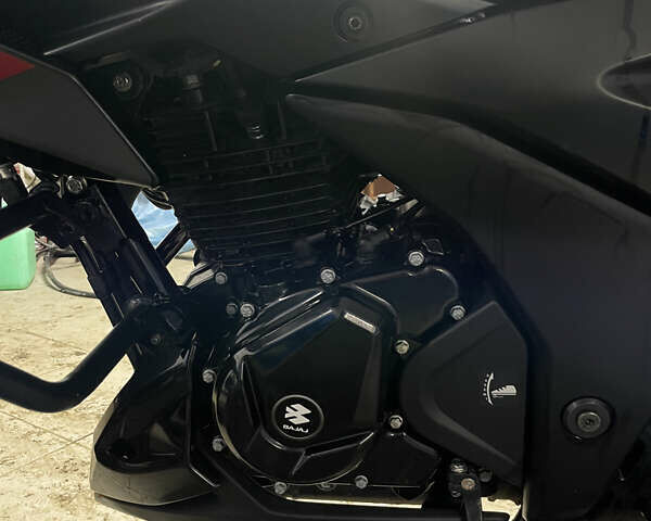 Чорний Баджадж Pulsar N250, об'ємом двигуна 0.25 л та пробігом 6 тис. км за 3100 $, фото 4 на Automoto.ua