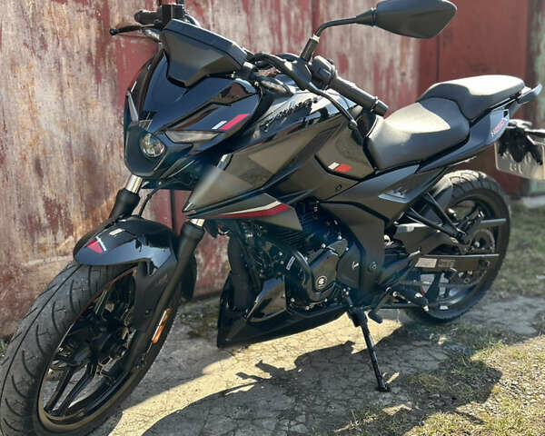 Баджадж Pulsar N250, объемом двигателя 0.25 л и пробегом 3 тыс. км за 3200 $, фото 6 на Automoto.ua
