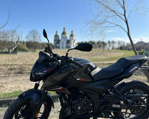 Баджадж Pulsar N250, объемом двигателя 0.25 л и пробегом 3 тыс. км за 3200 $, фото 4 на Automoto.ua