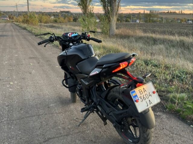 Баджадж Pulsar N250, объемом двигателя 0.25 л и пробегом 0 тыс. км за 2850 $, фото 1 на Automoto.ua