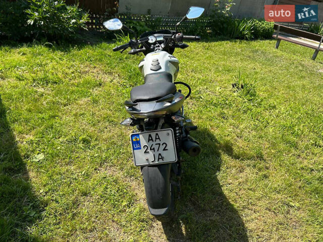 Білий Баджадж Pulsar NS125, об'ємом двигуна 0.12 л та пробігом 19 тис. км за 850 $, фото 7 на Automoto.ua