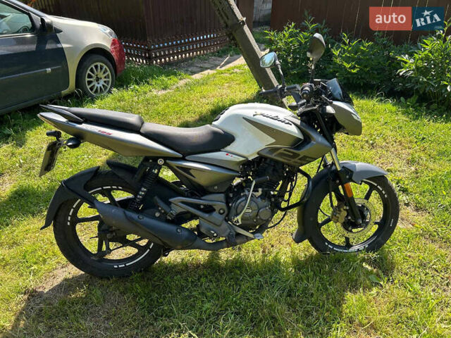 Білий Баджадж Pulsar NS125, об'ємом двигуна 0.12 л та пробігом 19 тис. км за 850 $, фото 1 на Automoto.ua