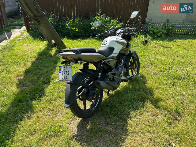 Білий Баджадж Pulsar NS125, об'ємом двигуна 0.12 л та пробігом 19 тис. км за 850 $, фото 6 на Automoto.ua