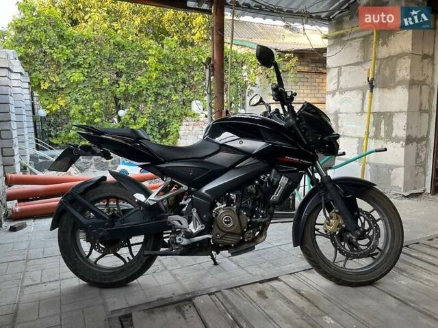 Черный Баджадж Pulsar NS200, объемом двигателя 0.2 л и пробегом 32 тыс. км за 1500 $, фото 1 на Automoto.ua