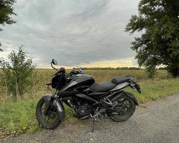 Чорний Баджадж Pulsar NS200, об'ємом двигуна 0.2 л та пробігом 30 тис. км за 1850 $, фото 2 на Automoto.ua