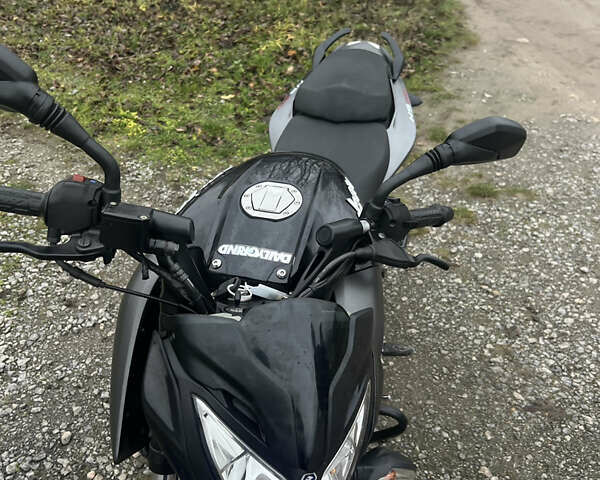 Черный Баджадж Pulsar NS200, объемом двигателя 0.2 л и пробегом 21 тыс. км за 2300 $, фото 21 на Automoto.ua