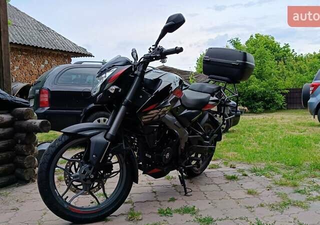 Чорний Баджадж Pulsar NS200, об'ємом двигуна 0.2 л та пробігом 1 тис. км за 2850 $, фото 2 на Automoto.ua