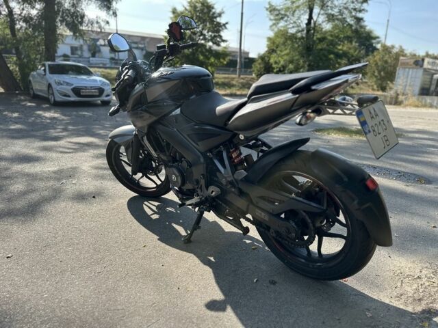 Черный Баджадж Pulsar NS200, объемом двигателя 0.2 л и пробегом 0 тыс. км за 1450 $, фото 1 на Automoto.ua