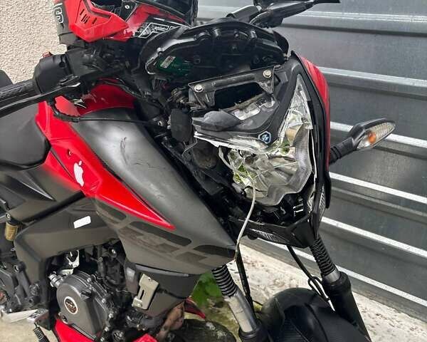 Красный Баджадж Pulsar NS200, объемом двигателя 0.2 л и пробегом 16 тыс. км за 800 $, фото 2 на Automoto.ua