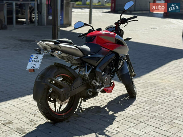 Червоний Баджадж Pulsar NS200, об'ємом двигуна 0.2 л та пробігом 2 тис. км за 2200 $, фото 2 на Automoto.ua