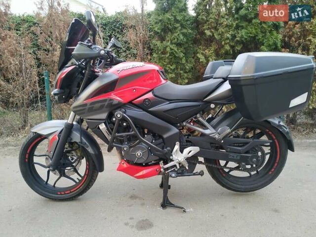 Красный Баджадж Pulsar NS200, объемом двигателя 0.2 л и пробегом 12 тыс. км за 2050 $, фото 6 на Automoto.ua