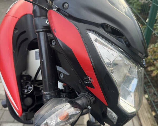 Красный Баджадж Pulsar NS200, объемом двигателя 0.2 л и пробегом 10 тыс. км за 2000 $, фото 4 на Automoto.ua