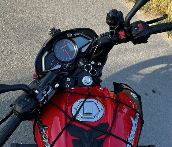 Баджадж Pulsar NS200, об'ємом двигуна 0.2 л та пробігом 0 тис. км за 2150 $, фото 12 на Automoto.ua