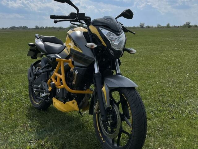 Баджадж Pulsar NS200, объемом двигателя 0.2 л и пробегом 0 тыс. км за 1950 $, фото 4 на Automoto.ua