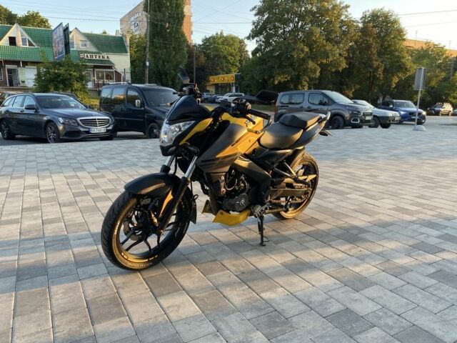 Баджадж Pulsar NS200, об'ємом двигуна 0.2 л та пробігом 0 тис. км за 2400 $, фото 12 на Automoto.ua