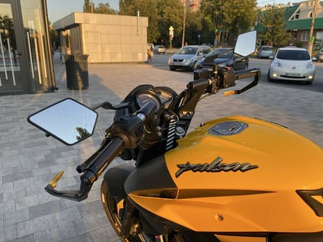 Баджадж Pulsar NS200, объемом двигателя 0.2 л и пробегом 0 тыс. км за 2400 $, фото 19 на Automoto.ua