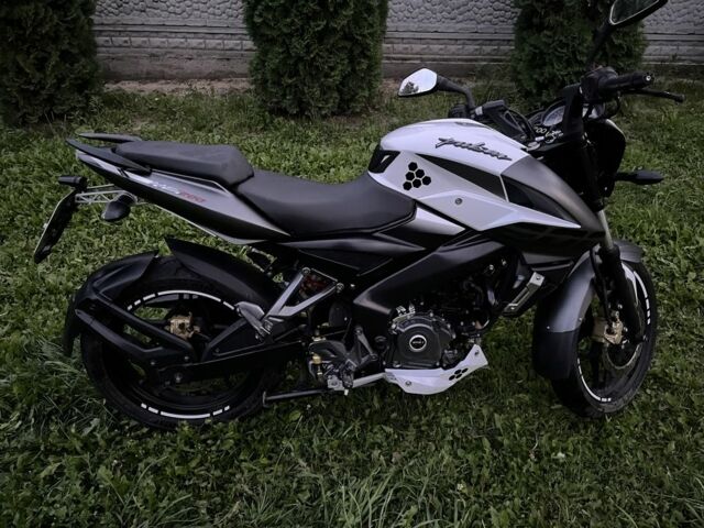 Баджадж Pulsar NS200, об'ємом двигуна 0.2 л та пробігом 0 тис. км за 2295 $, фото 6 на Automoto.ua