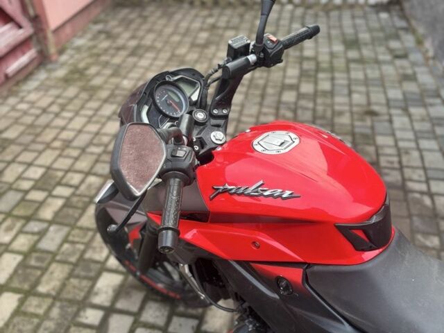 Баджадж Pulsar NS200, об'ємом двигуна 0.2 л та пробігом 0 тис. км за 1800 $, фото 11 на Automoto.ua