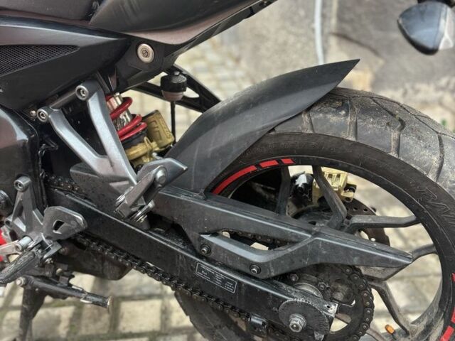 Баджадж Pulsar NS200, об'ємом двигуна 0.2 л та пробігом 0 тис. км за 1800 $, фото 12 на Automoto.ua