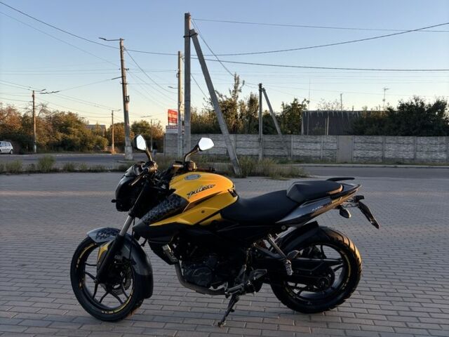 Баджадж Pulsar NS200, об'ємом двигуна 0.2 л та пробігом 0 тис. км за 1850 $, фото 4 на Automoto.ua