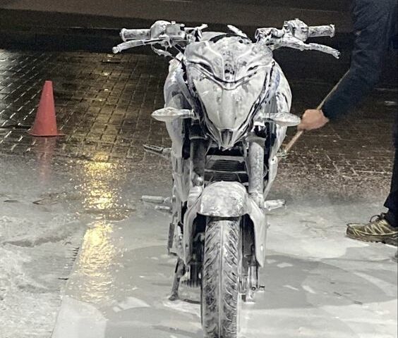 Баджадж Pulsar NS200, об'ємом двигуна 0.2 л та пробігом 0 тис. км за 2150 $, фото 4 на Automoto.ua