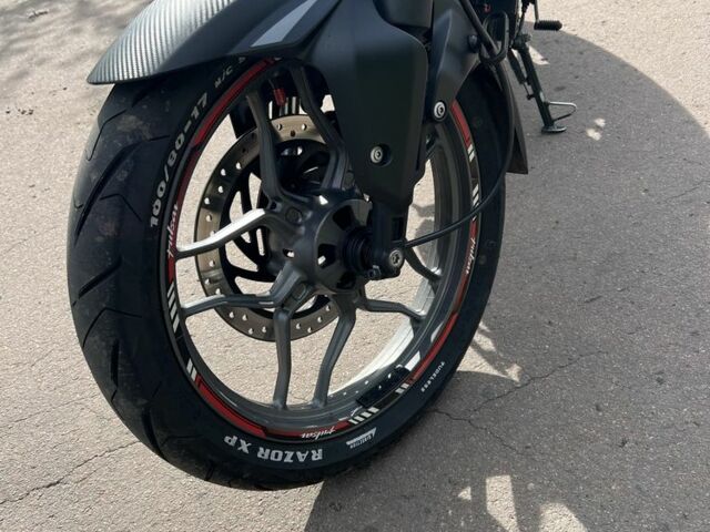 Баджадж Pulsar NS200, объемом двигателя 0.2 л и пробегом 0 тыс. км за 2250 $, фото 5 на Automoto.ua