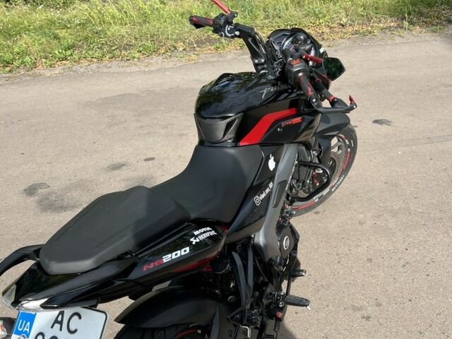 Баджадж Pulsar NS200, объемом двигателя 0.2 л и пробегом 0 тыс. км за 2250 $, фото 1 на Automoto.ua