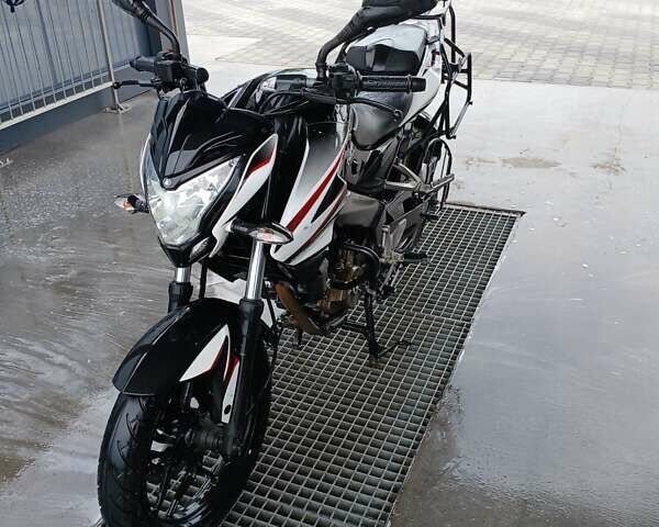 Баджадж Pulsar NS200, об'ємом двигуна 0.2 л та пробігом 23 тис. км за 1500 $, фото 2 на Automoto.ua