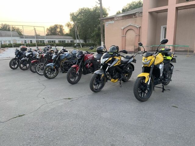 Баджадж Pulsar NS200, объемом двигателя 0.2 л и пробегом 0 тыс. км за 1950 $, фото 3 на Automoto.ua