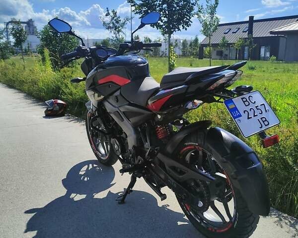 Баджадж Pulsar NS200, объемом двигателя 0.2 л и пробегом 3 тыс. км за 2500 $, фото 4 на Automoto.ua
