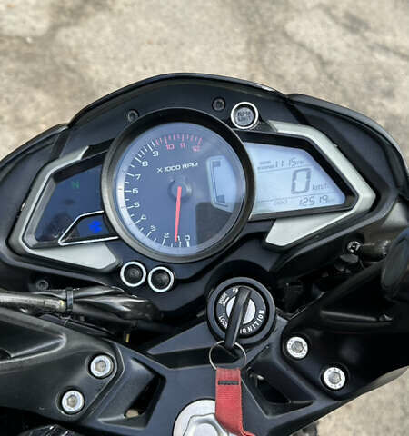 Баджадж Pulsar NS200, объемом двигателя 0.2 л и пробегом 12 тыс. км за 1950 $, фото 9 на Automoto.ua