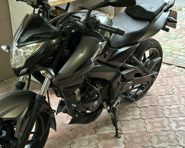 Баджадж Pulsar NS200, объемом двигателя 0 л и пробегом 5 тыс. км за 2200 $, фото 1 на Automoto.ua