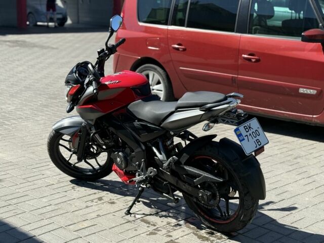 Баджадж Pulsar NS200, об'ємом двигуна 0.2 л та пробігом 0 тис. км за 1900 $, фото 3 на Automoto.ua