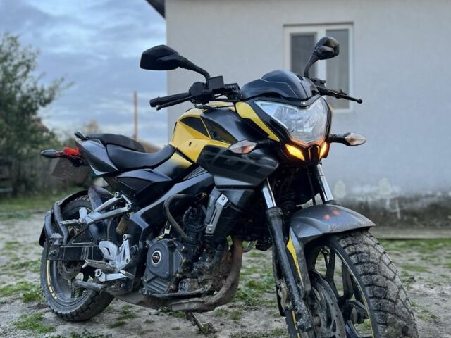 Баджадж Pulsar NS200, об'ємом двигуна 0.2 л та пробігом 0 тис. км за 1200 $, фото 4 на Automoto.ua