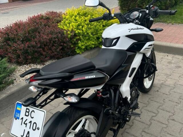 Баджадж Pulsar NS200, объемом двигателя 0.2 л и пробегом 0 тыс. км за 2250 $, фото 9 на Automoto.ua