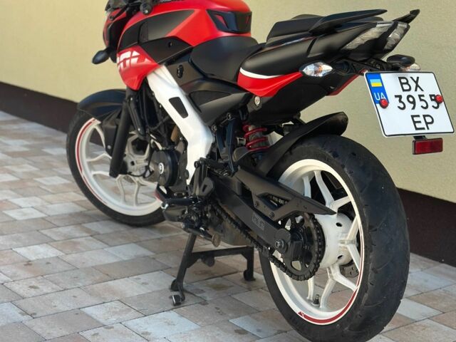 Баджадж Pulsar NS200, об'ємом двигуна 0.2 л та пробігом 0 тис. км за 2150 $, фото 4 на Automoto.ua