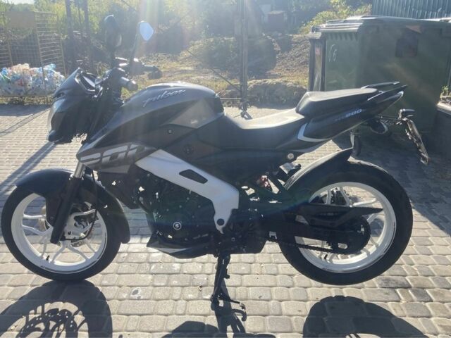 Баджадж Pulsar NS200, объемом двигателя 0.2 л и пробегом 0 тыс. км за 2200 $, фото 2 на Automoto.ua