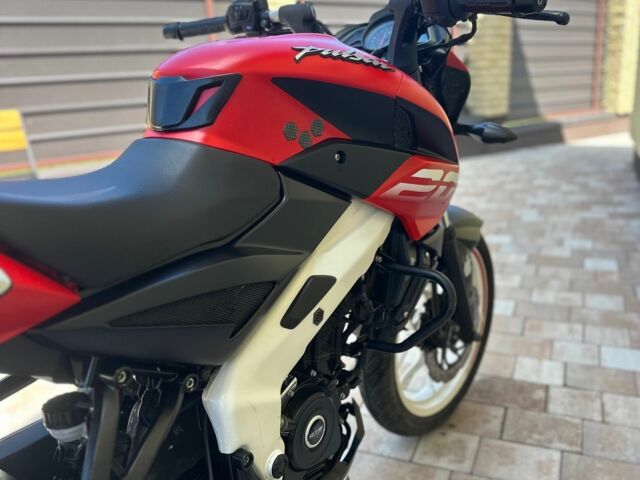 Баджадж Pulsar NS200, об'ємом двигуна 0.2 л та пробігом 0 тис. км за 2150 $, фото 9 на Automoto.ua