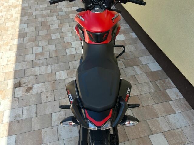 Баджадж Pulsar NS200, об'ємом двигуна 0.2 л та пробігом 0 тис. км за 2150 $, фото 7 на Automoto.ua