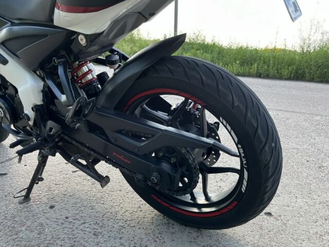 Баджадж Pulsar NS200, объемом двигателя 0.2 л и пробегом 0 тыс. км за 2500 $, фото 18 на Automoto.ua