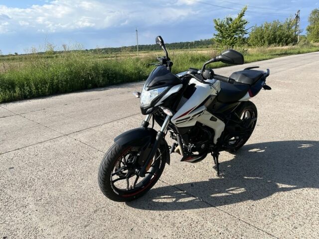 Баджадж Pulsar NS200, объемом двигателя 0.2 л и пробегом 0 тыс. км за 2500 $, фото 5 на Automoto.ua
